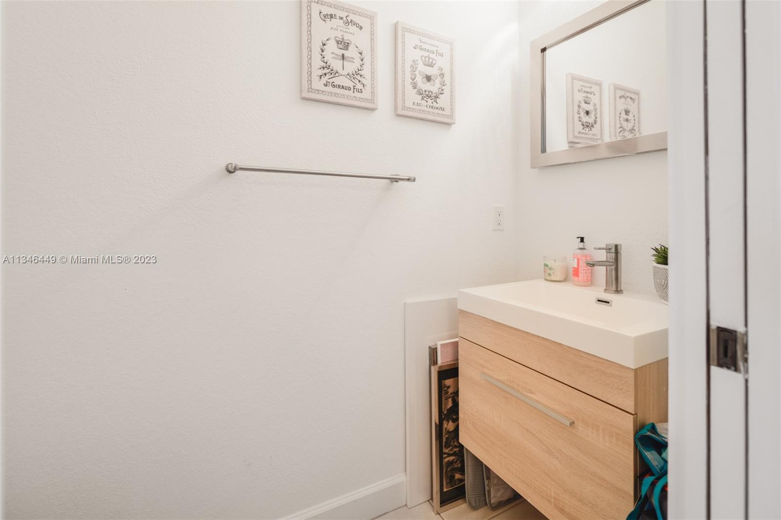 COSTA LINDA CONDO - Residential