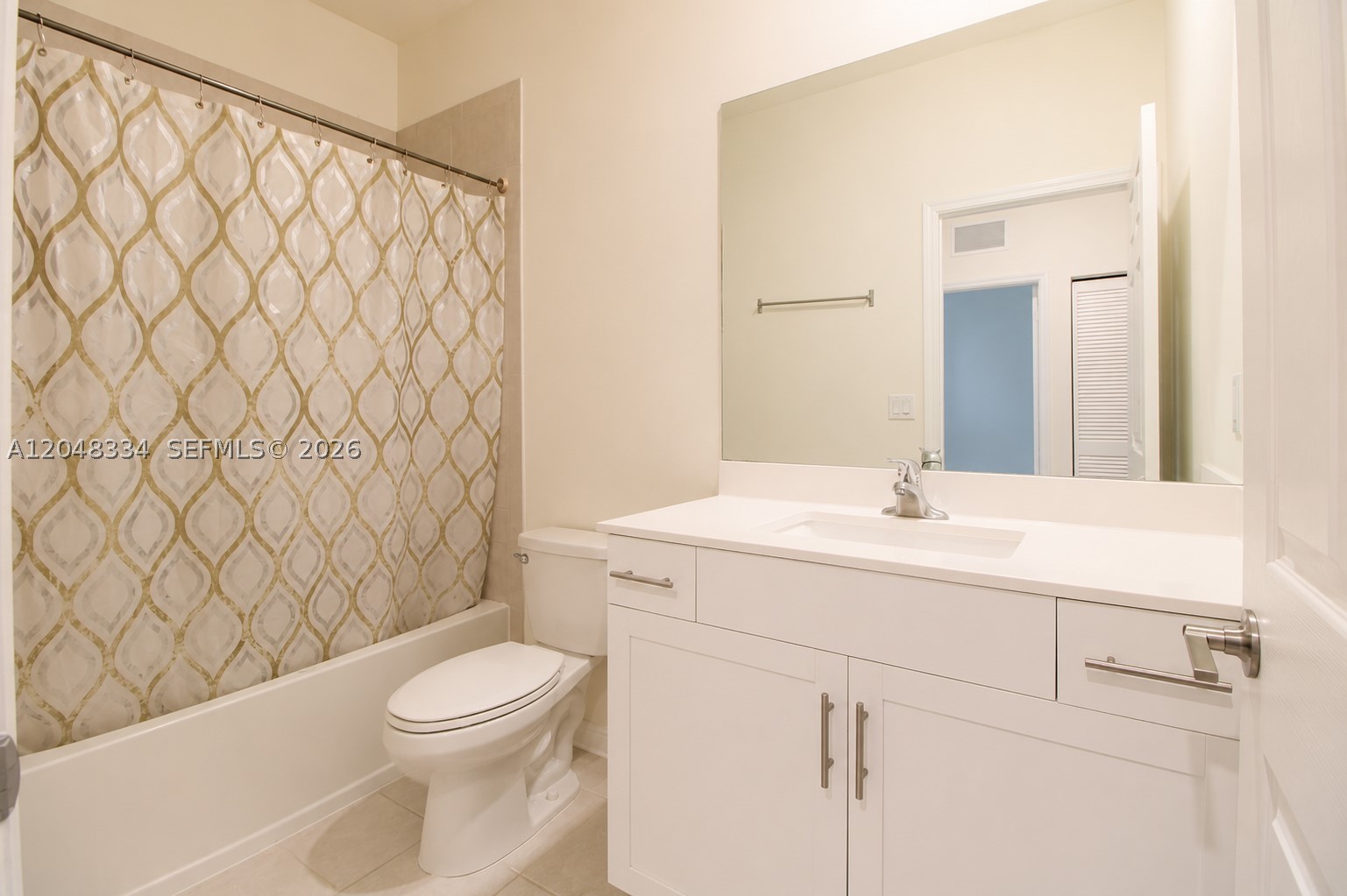 AQUABELLA NORTH REPLAT - Residential
