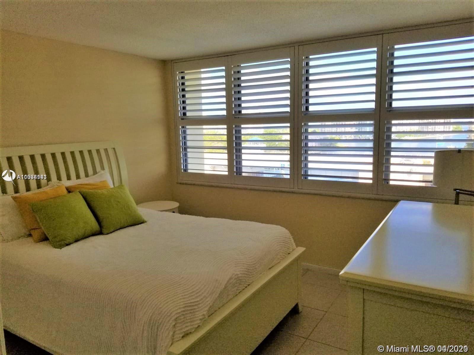 IMPERIAL TOWERS APTS COND - Residential