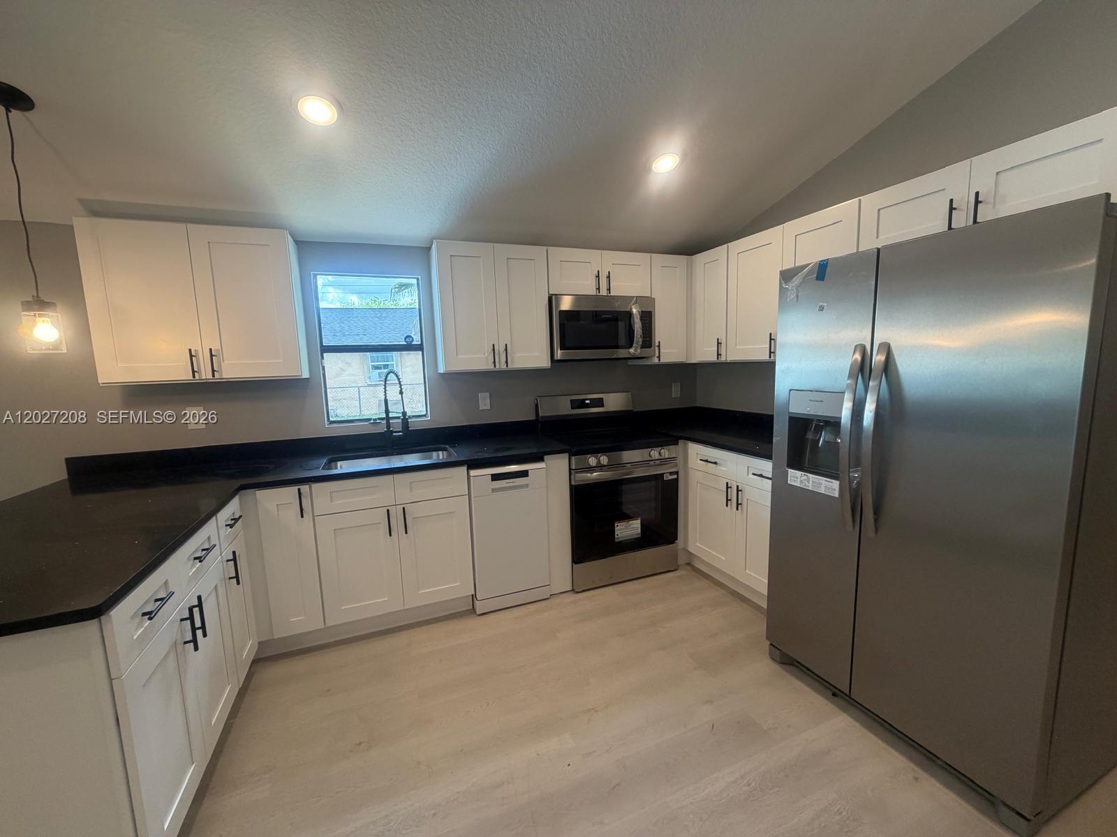 MIDWAY - Residential