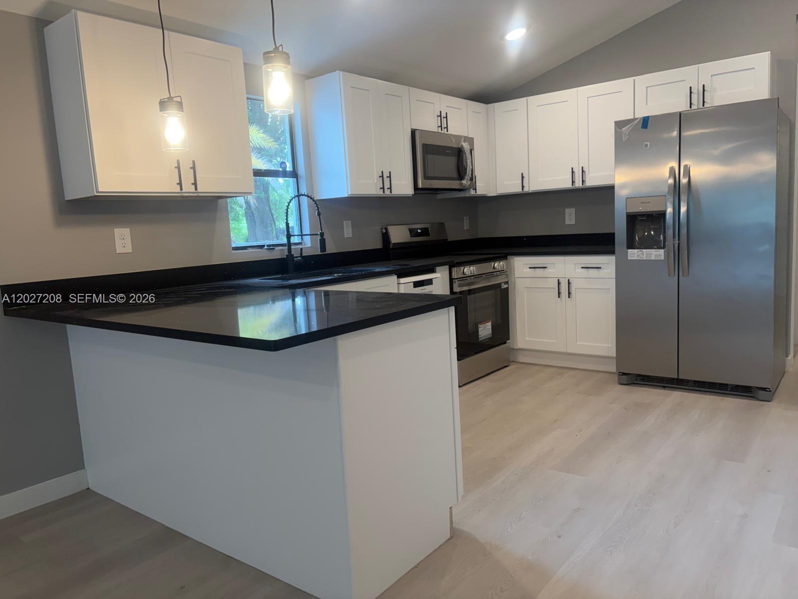 MIDWAY - Residential