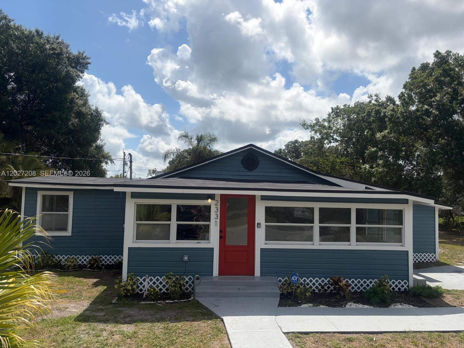 MIDWAY - Residential