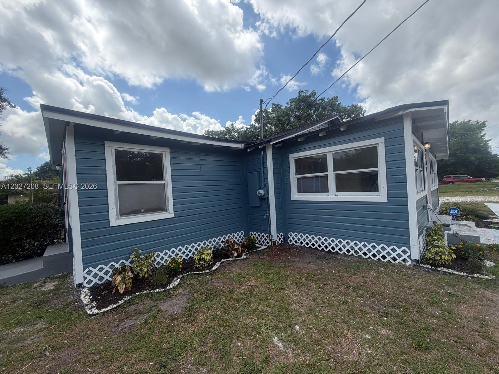 MIDWAY - Residential