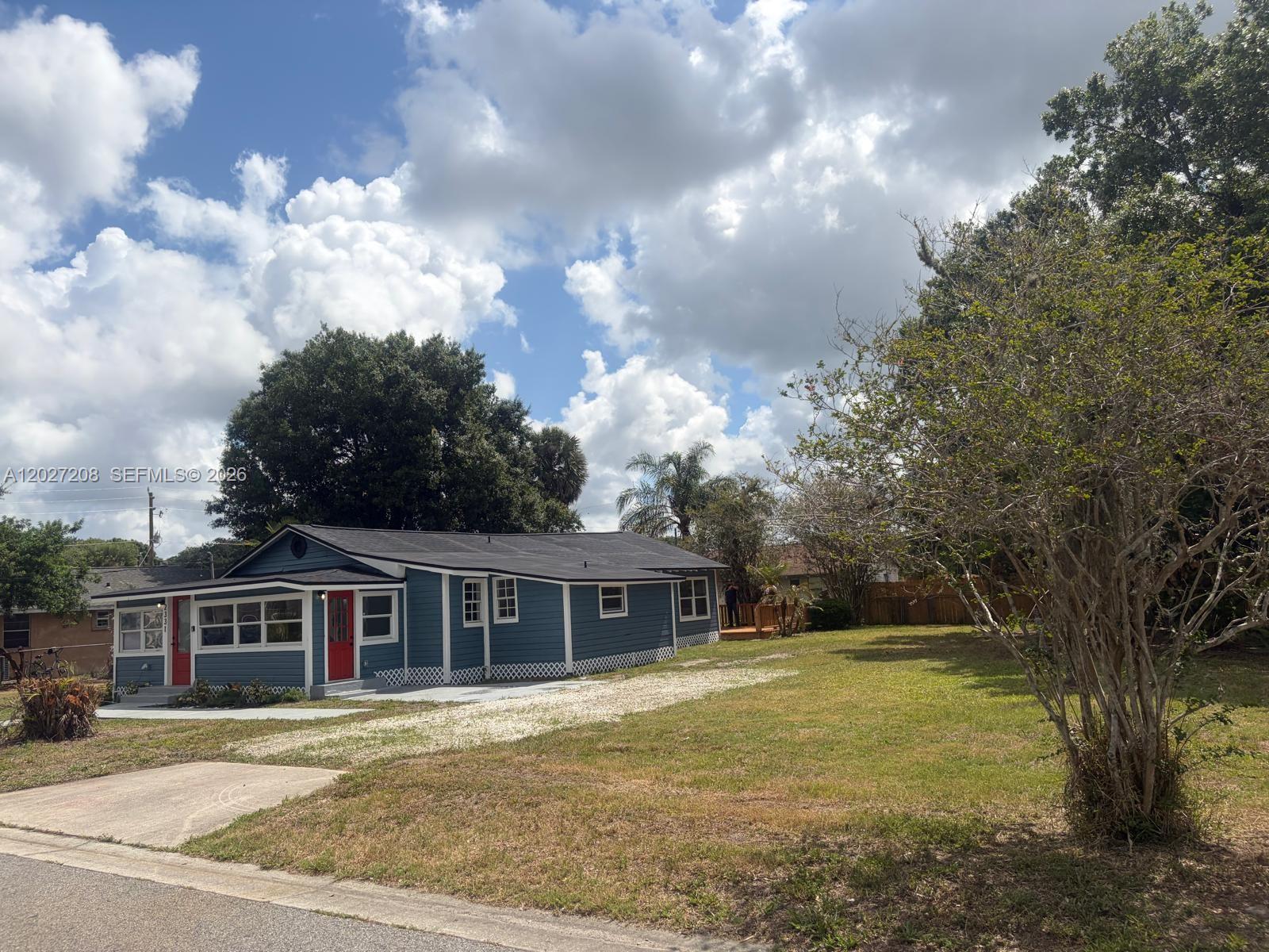 MIDWAY - Residential