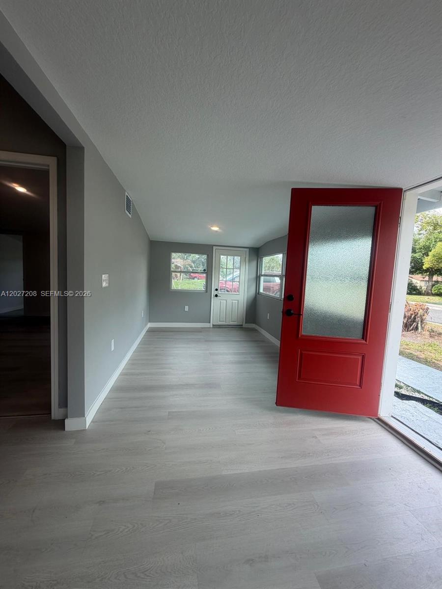 MIDWAY - Residential