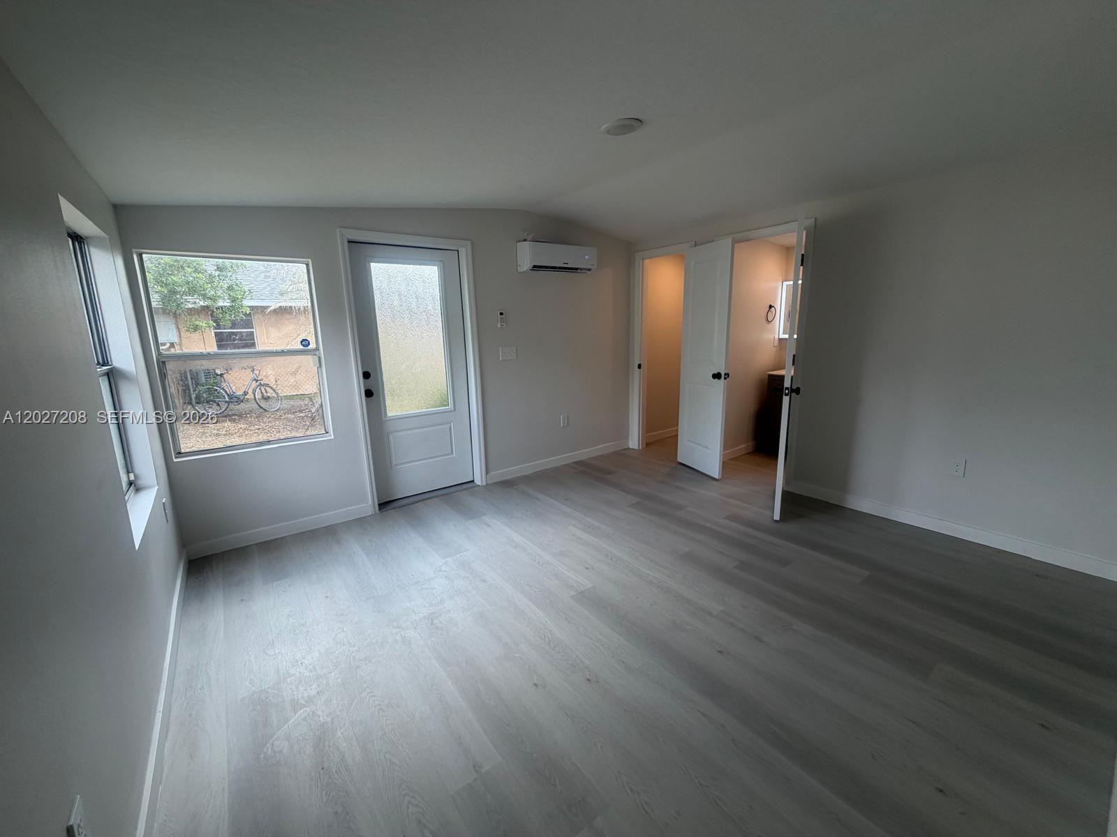 MIDWAY - Residential