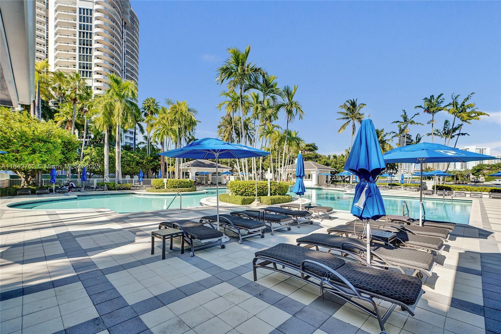 ATLANTIC II AT THE POINT - Residential