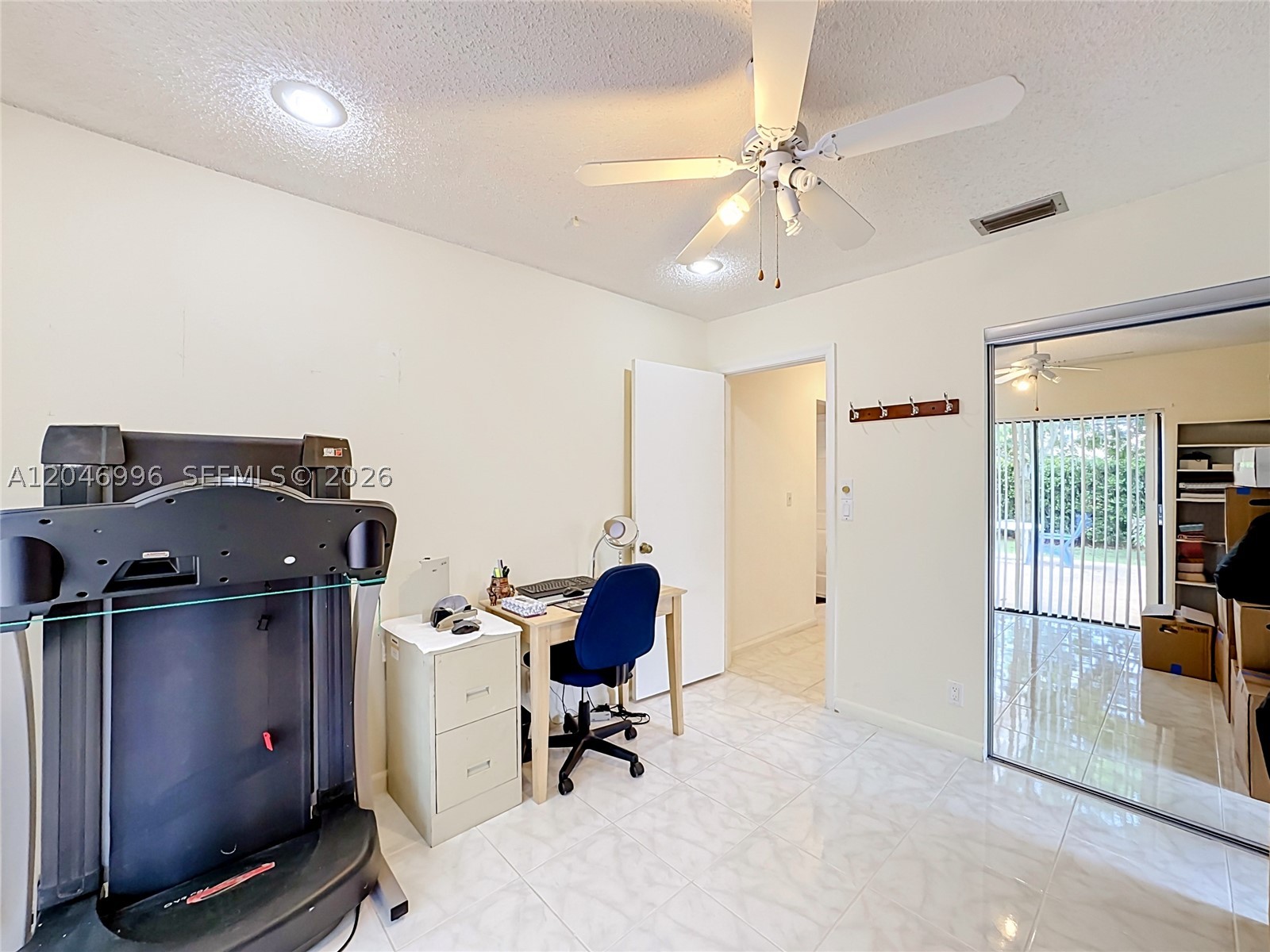 COCO WOOD LAKES SEC 3 - Residential