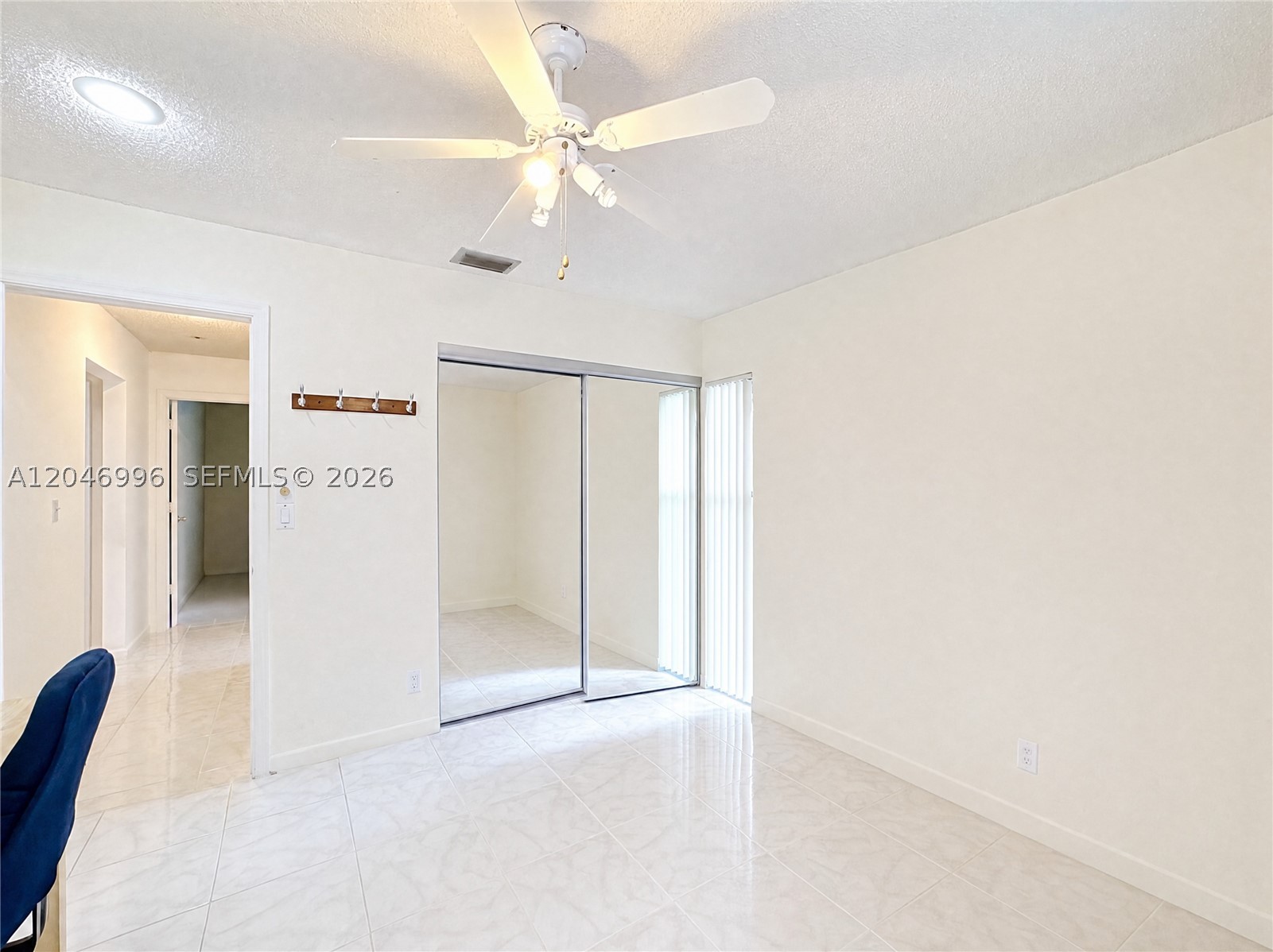 COCO WOOD LAKES SEC 3 - Residential