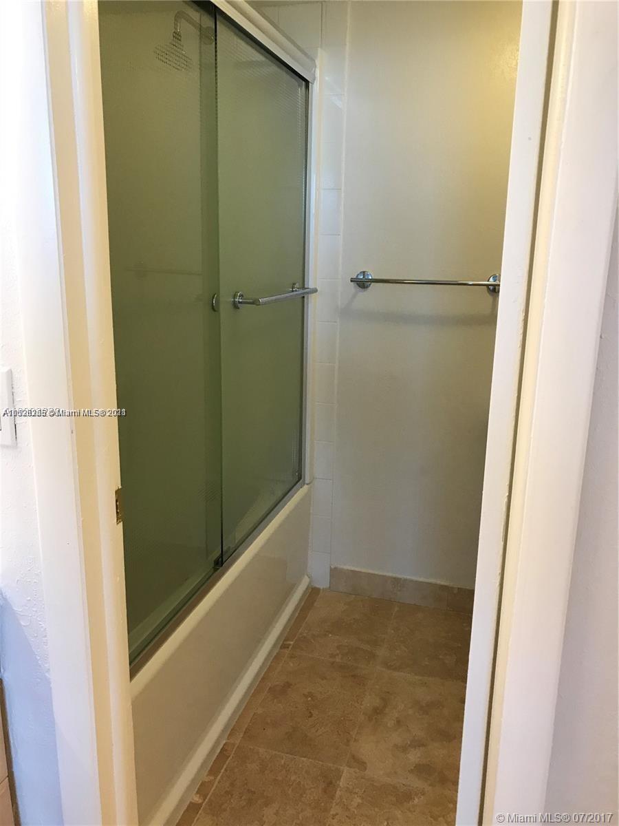 INDIAN LK VILLAGE PHASE 1 - Residential Lease