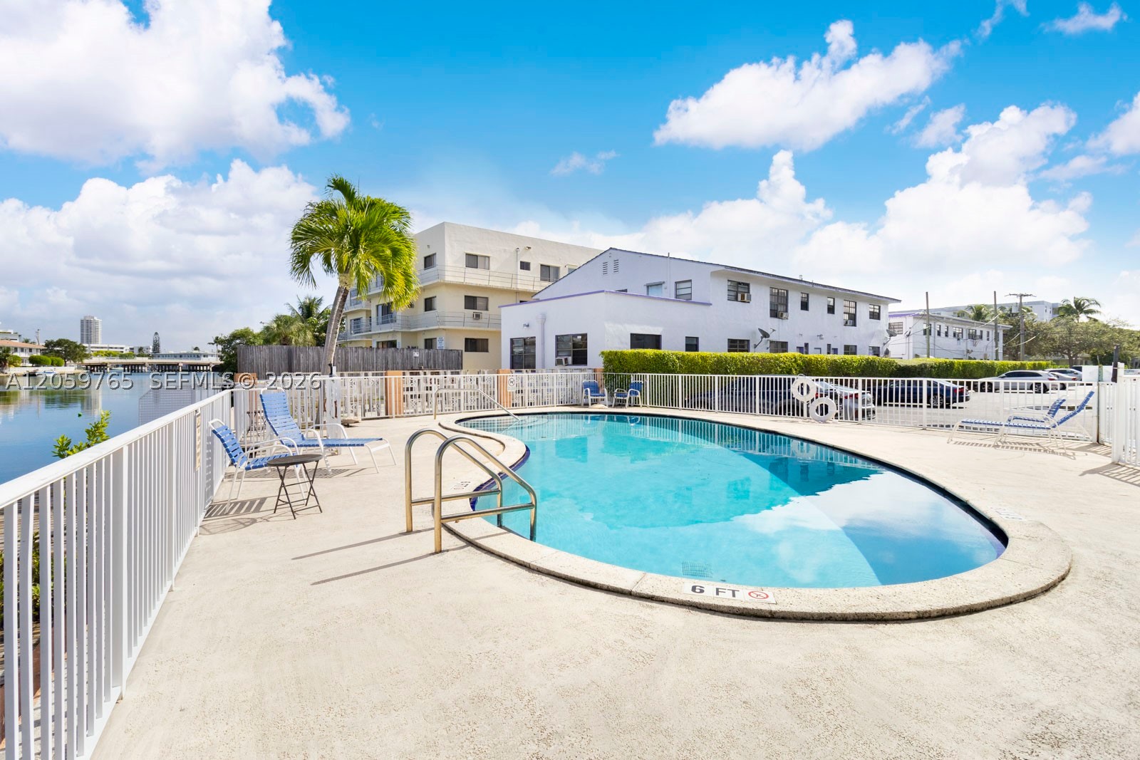 RIVE MARSEILLES CONDO - Residential