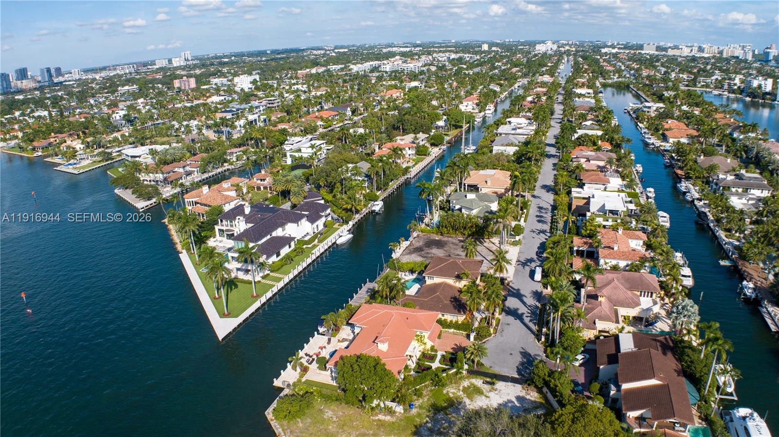 CORAL ISLES - Residential