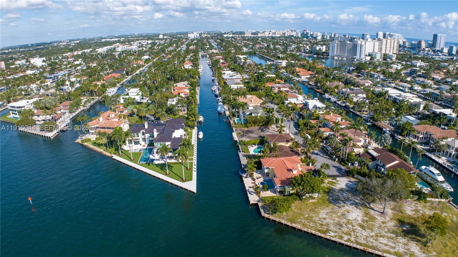 CORAL ISLES - Residential