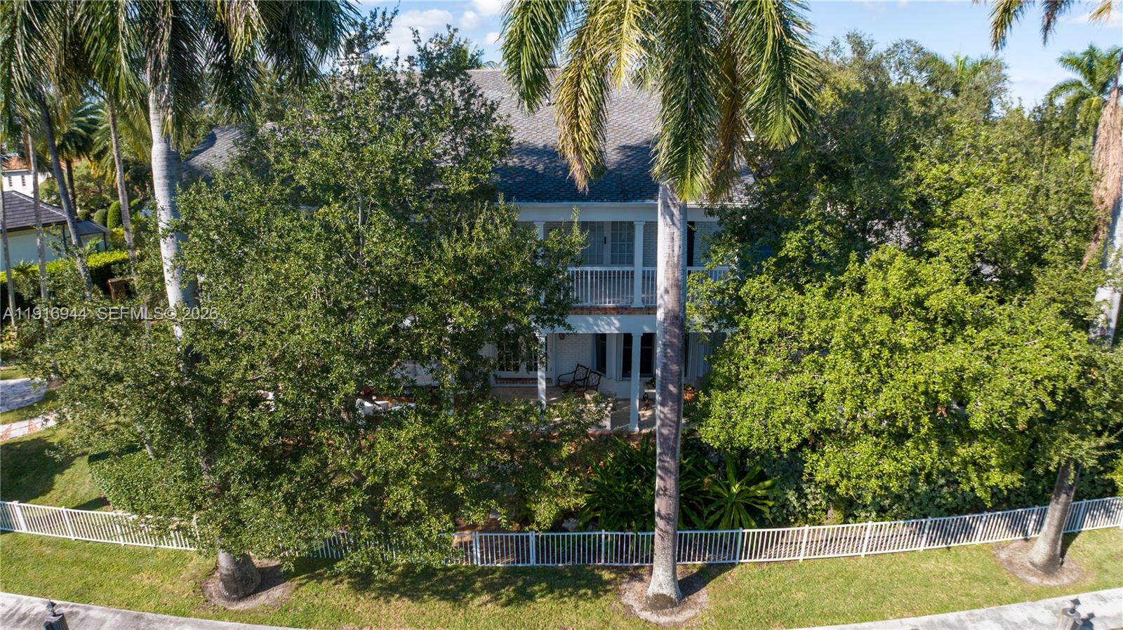 CORAL ISLES - Residential