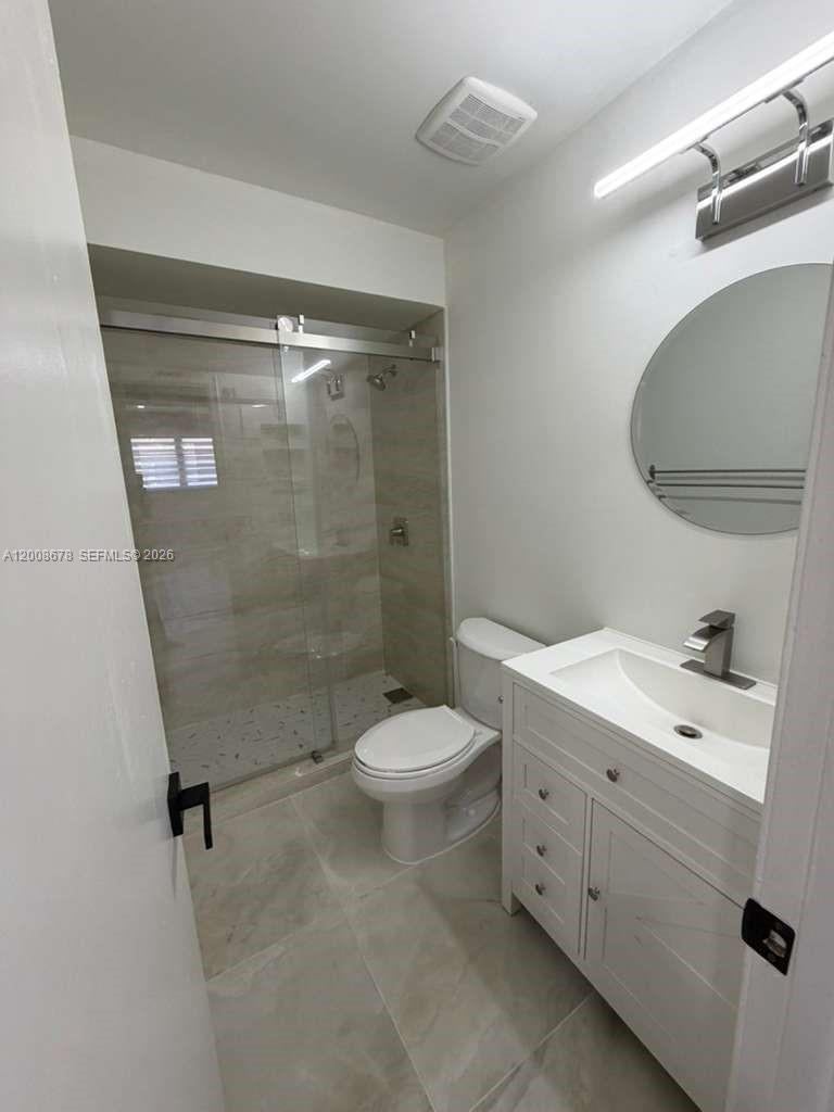 KENDALL LKS E LAKEVIEW TH - Residential