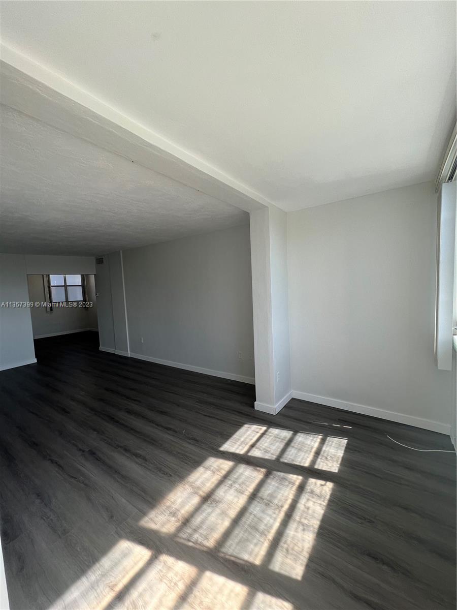 1475 TERRA TOWERS CONDO - Residential Lease
