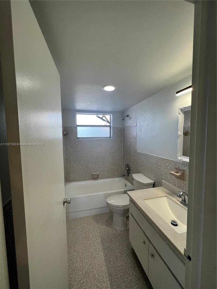 1475 TERRA TOWERS CONDO - Residential Lease