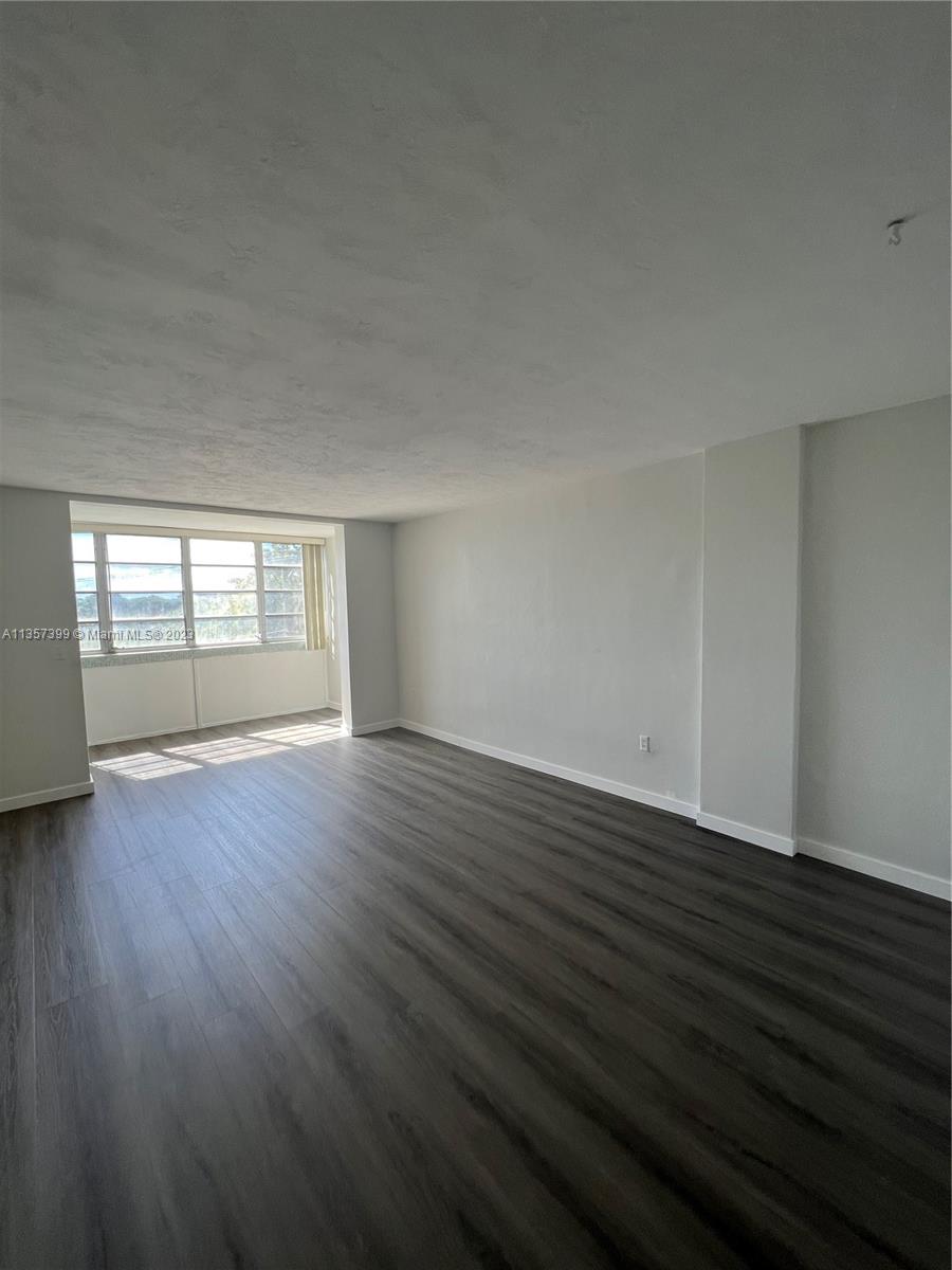 1475 TERRA TOWERS CONDO - Residential Lease