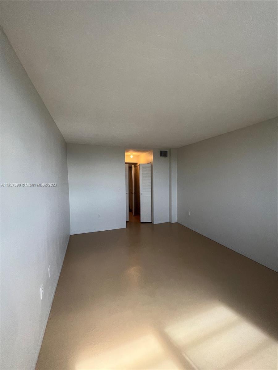 1475 TERRA TOWERS CONDO - Residential Lease