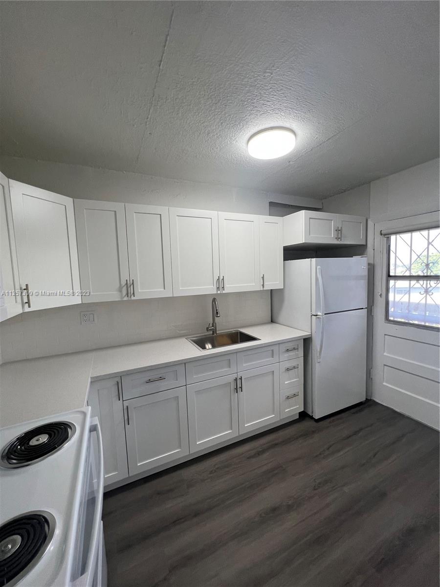 1475 TERRA TOWERS CONDO - Residential Lease