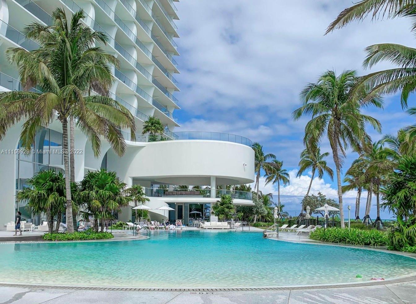 JADE SIGNATURE CONDO - Residential