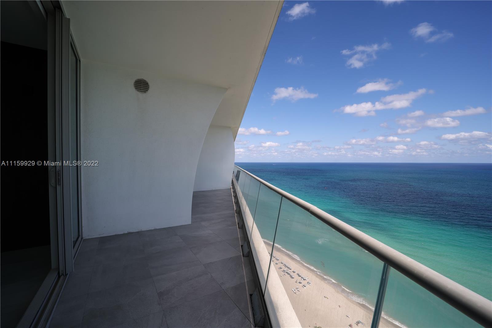 JADE SIGNATURE CONDO - Residential