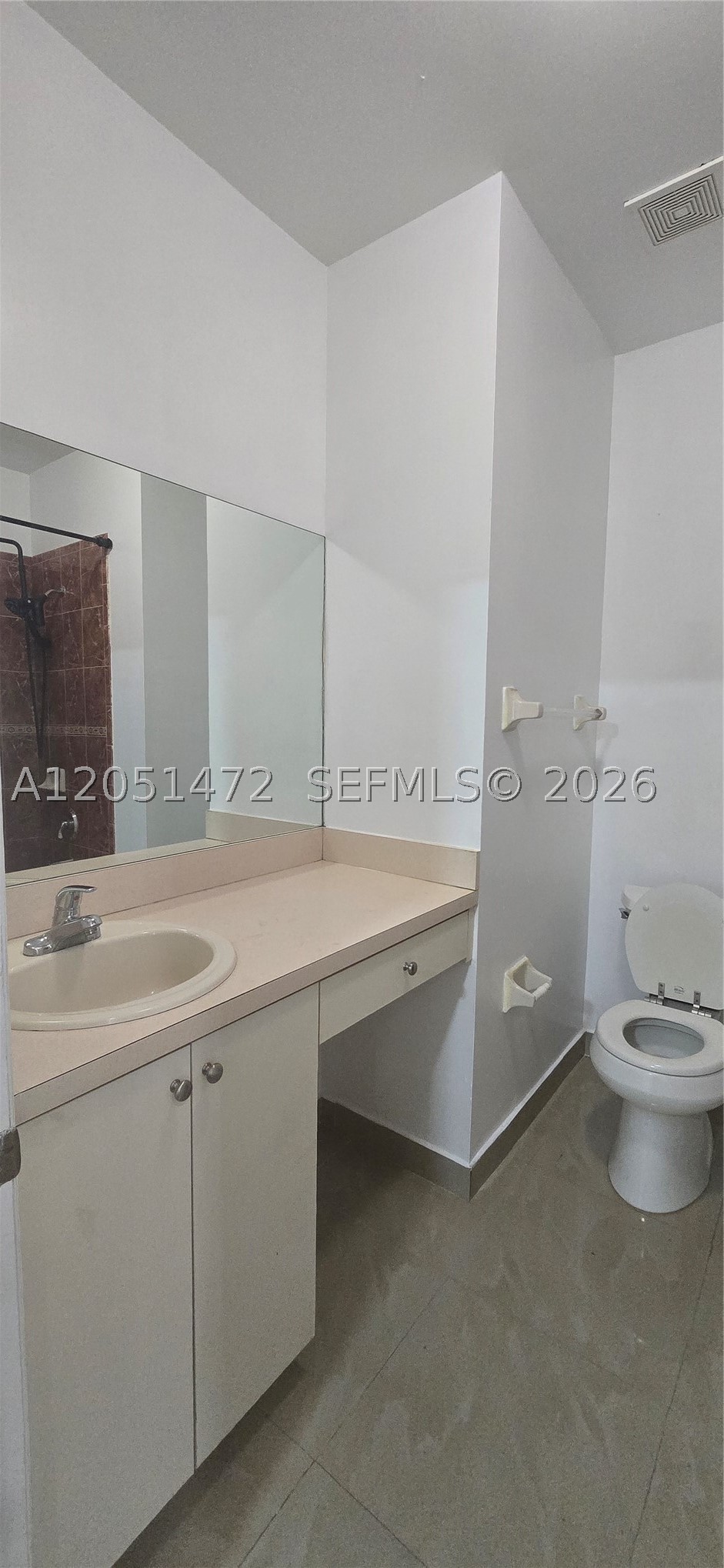 CASA DEL SUR - Residential Lease