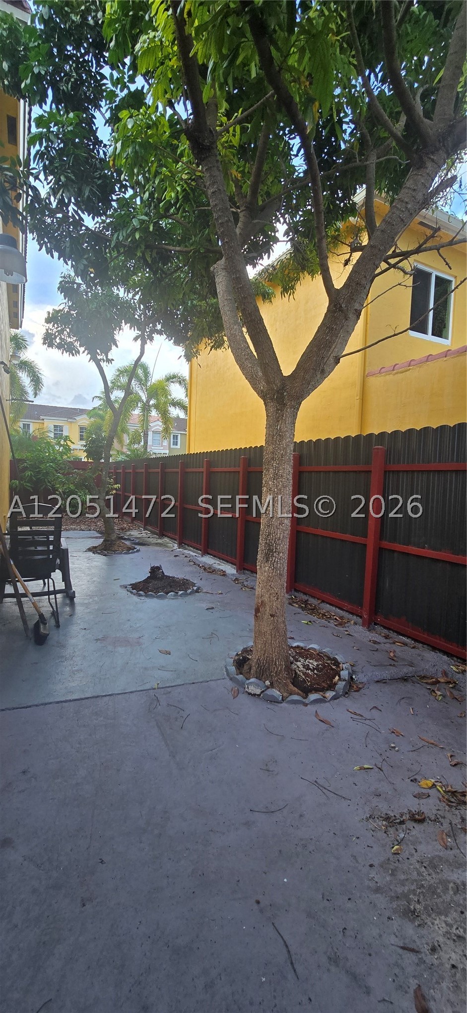 CASA DEL SUR - Residential Lease