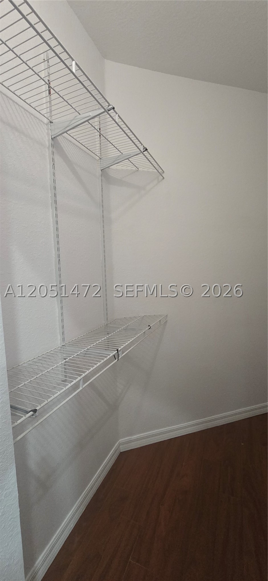 CASA DEL SUR - Residential Lease