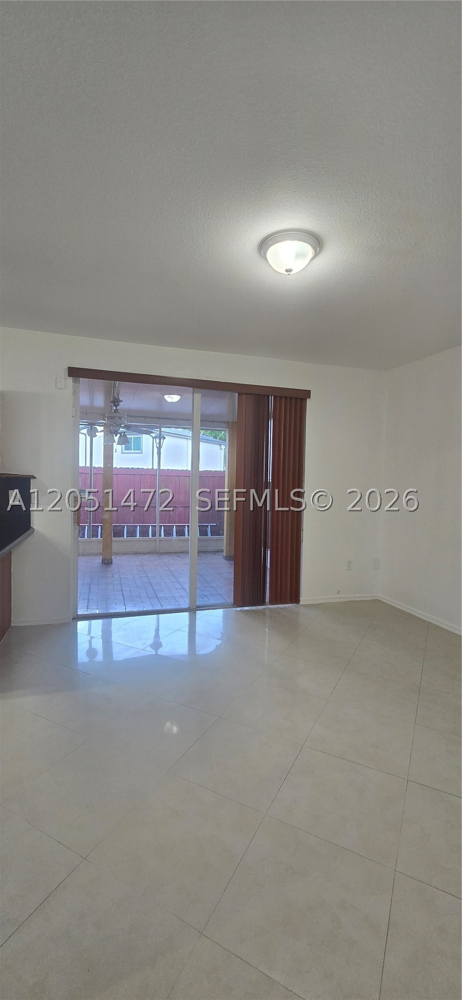 CASA DEL SUR - Residential Lease