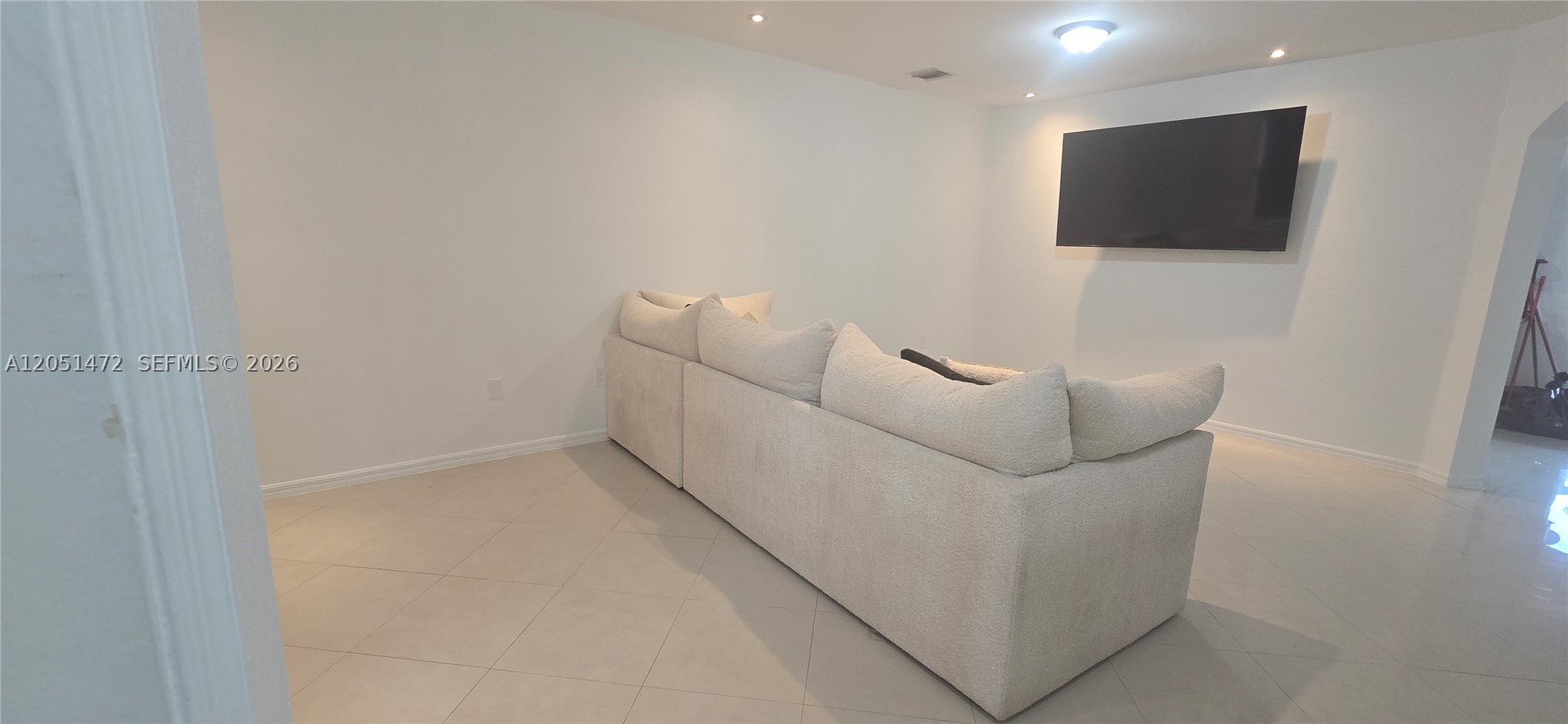 CASA DEL SUR - Residential Lease