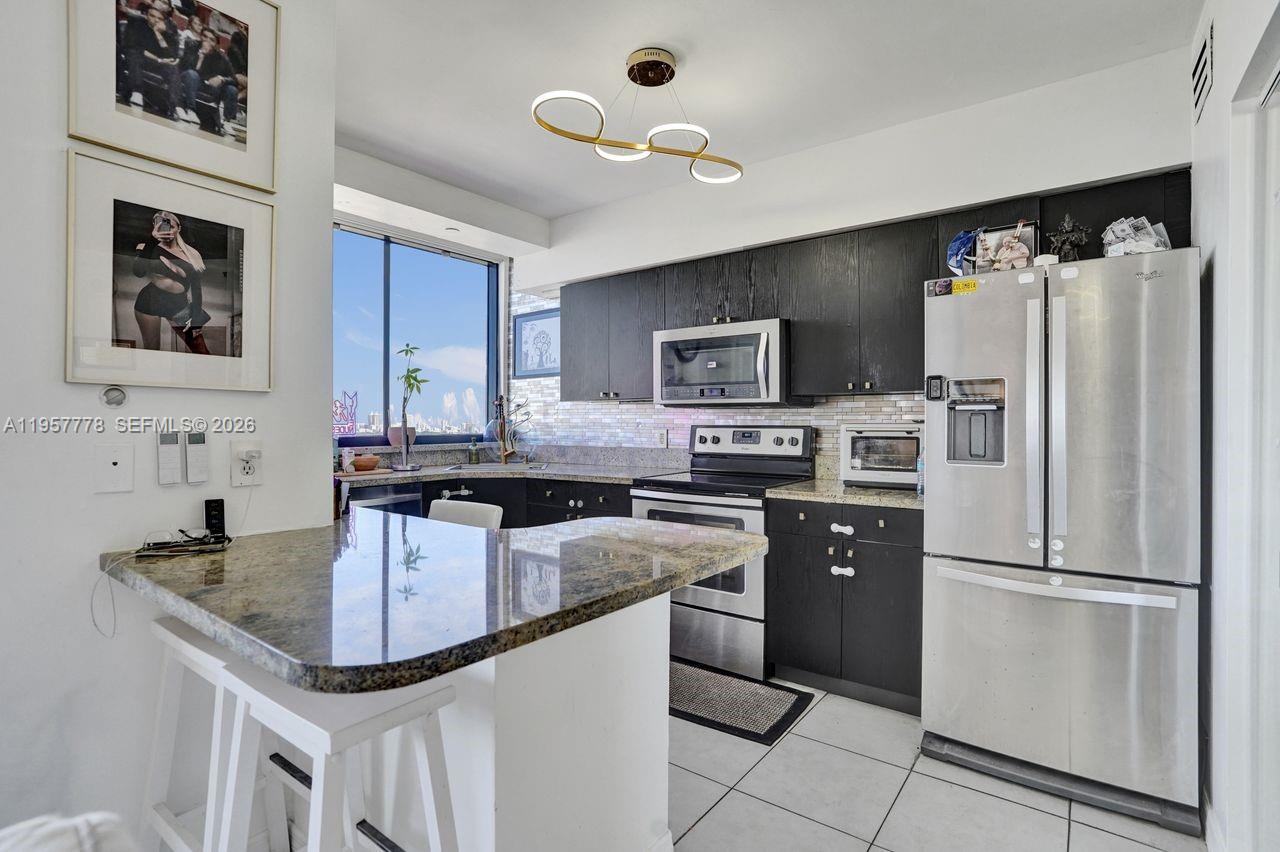 THE WAVERLY AT SOUTH BEAC - Residential