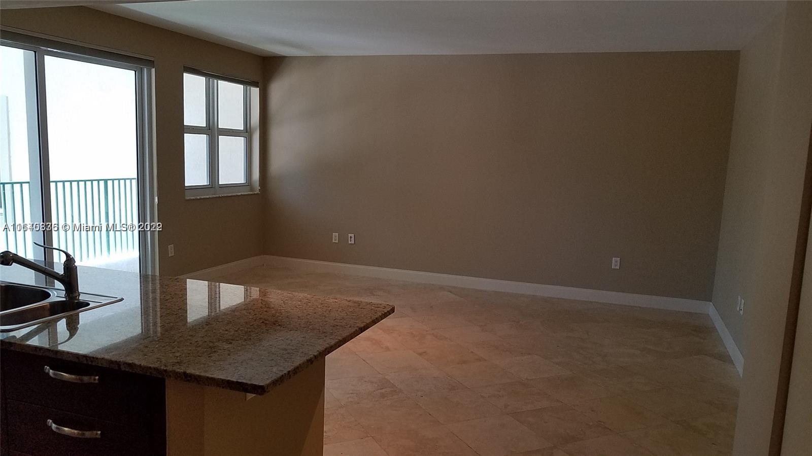 TURNBERRY VLG NO TOWER CO - Residential
