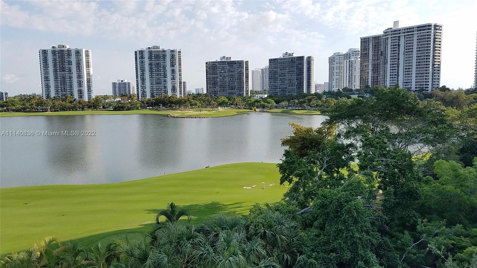 TURNBERRY VLG NO TOWER CO - Residential