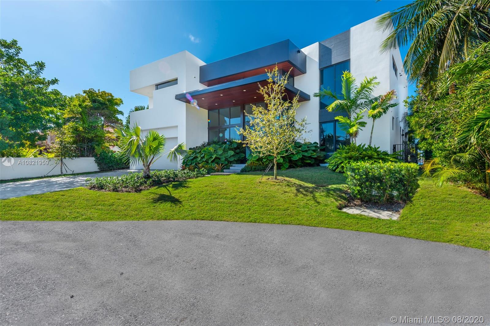 EASTERN SHORES - Residential