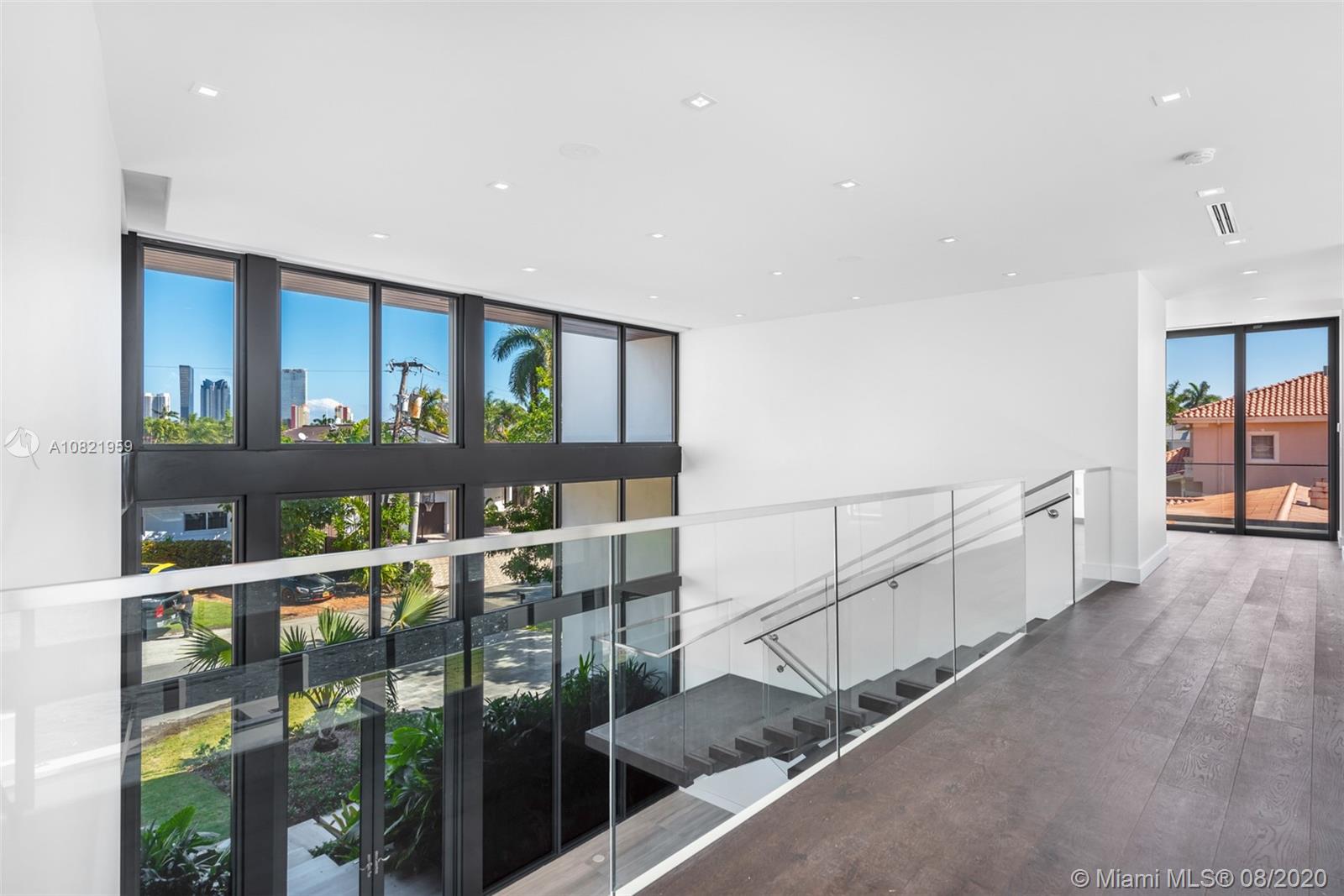 EASTERN SHORES - Residential