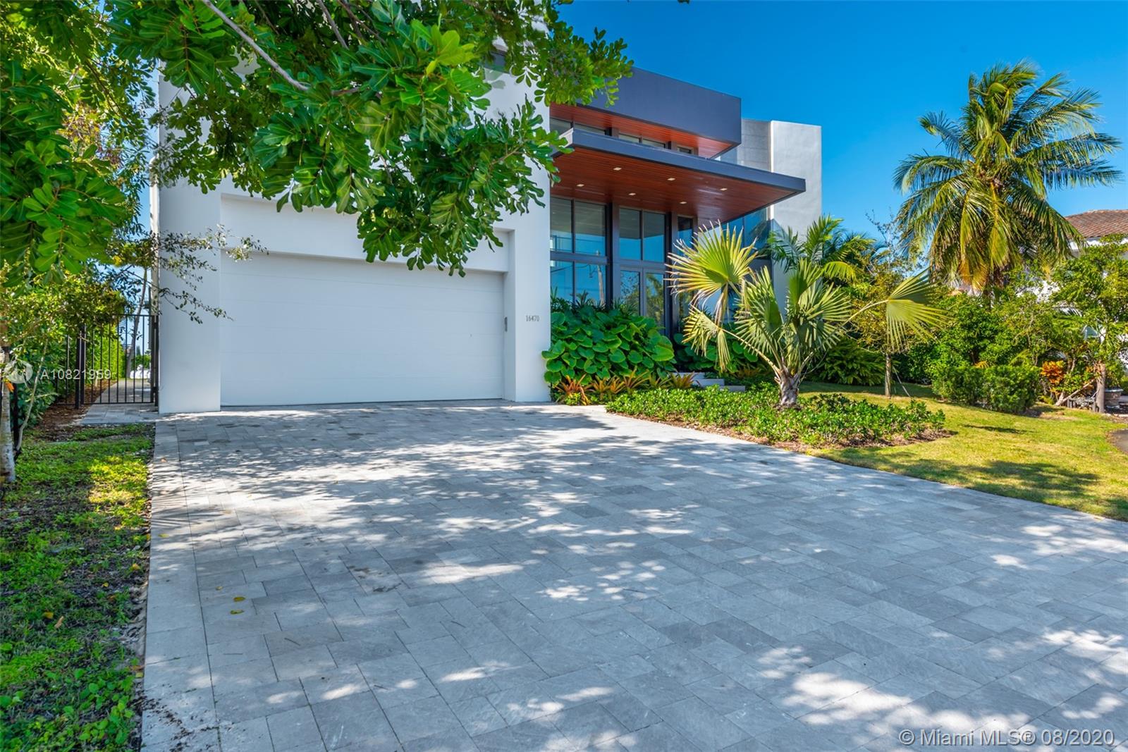 EASTERN SHORES - Residential