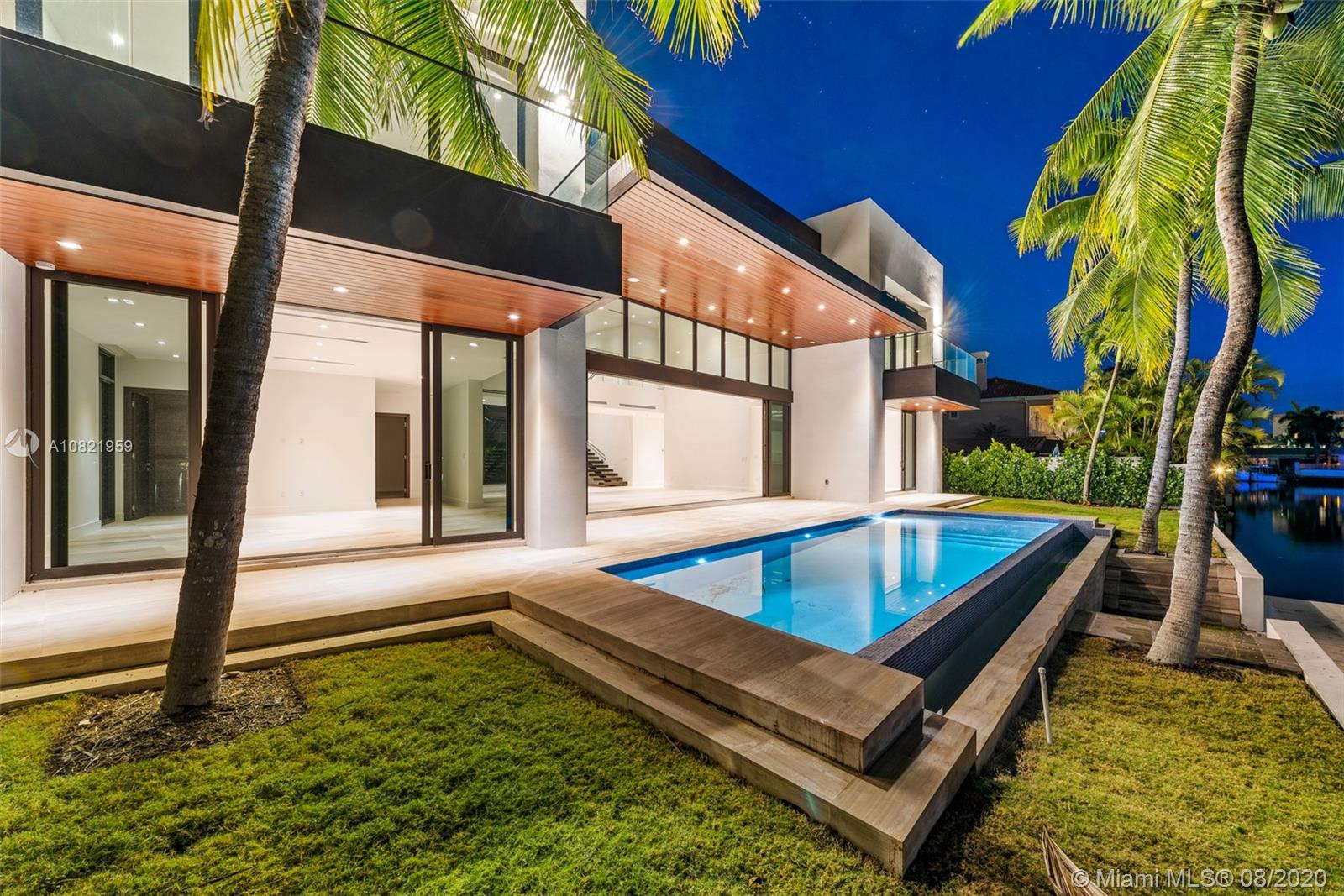 EASTERN SHORES - Residential