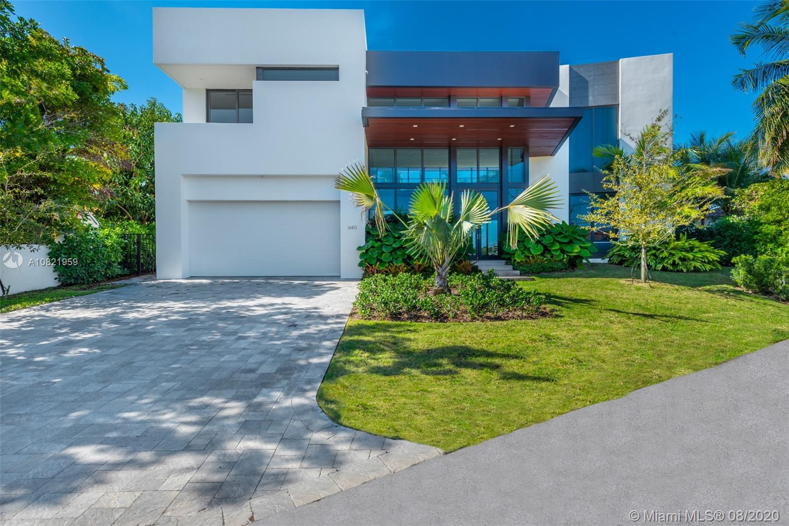 EASTERN SHORES - Residential