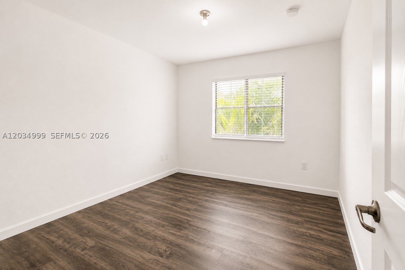 THE COURTS AT BAYSHORE I - Residential
