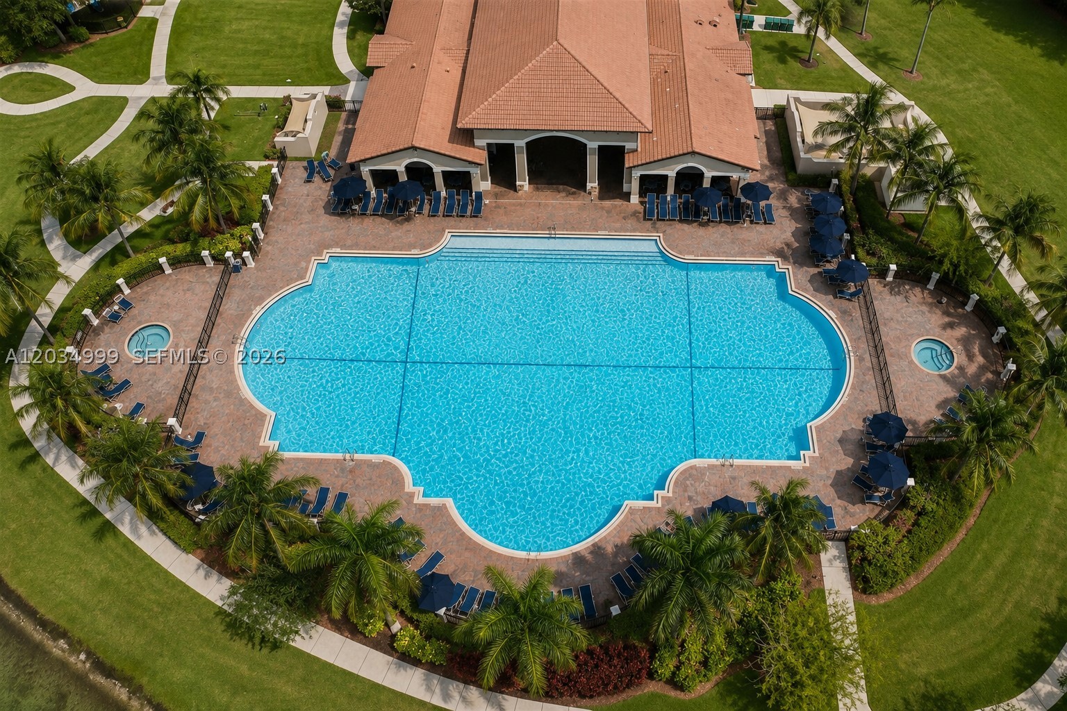 THE COURTS AT BAYSHORE I - Residential