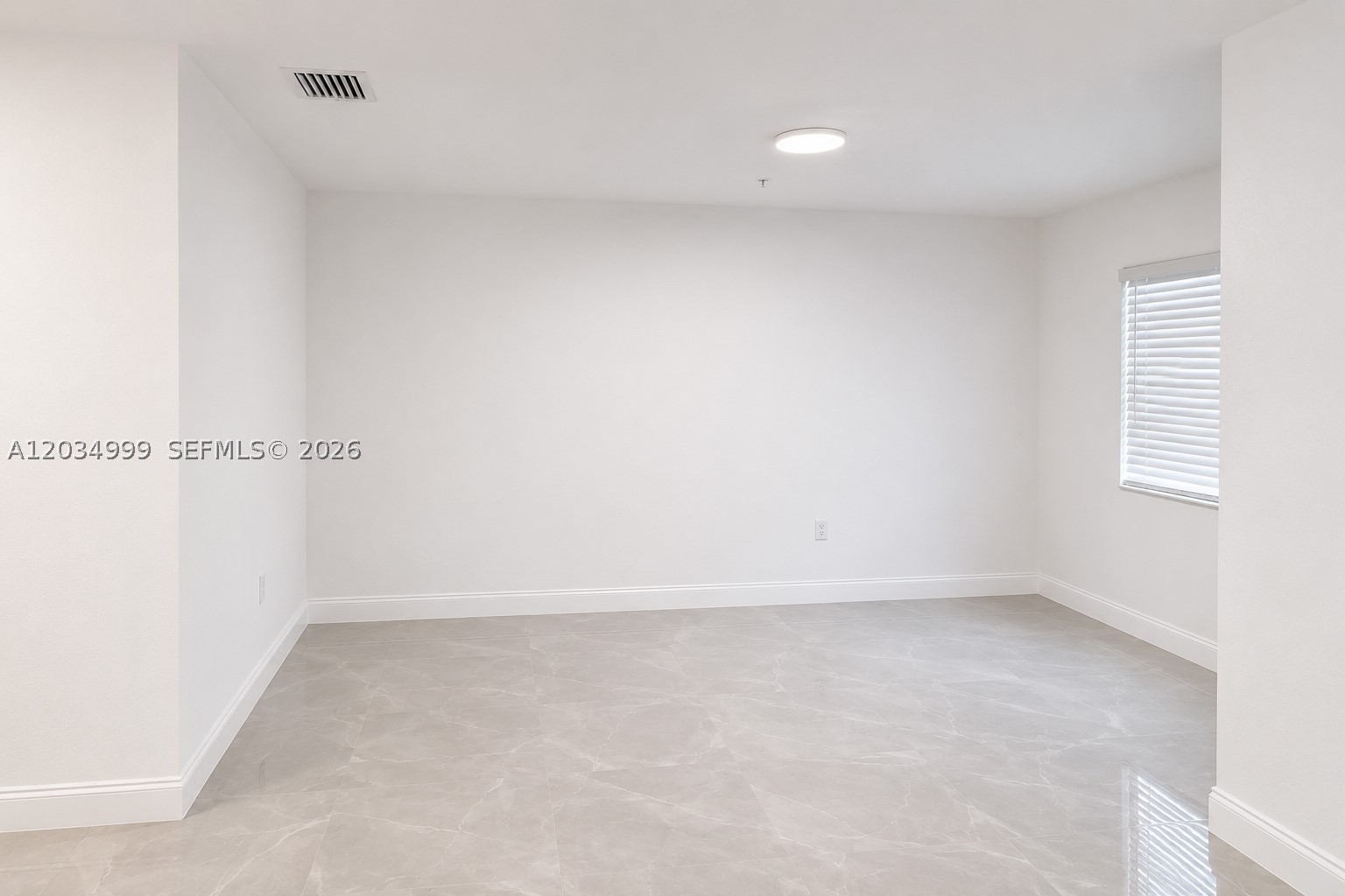 THE COURTS AT BAYSHORE I - Residential