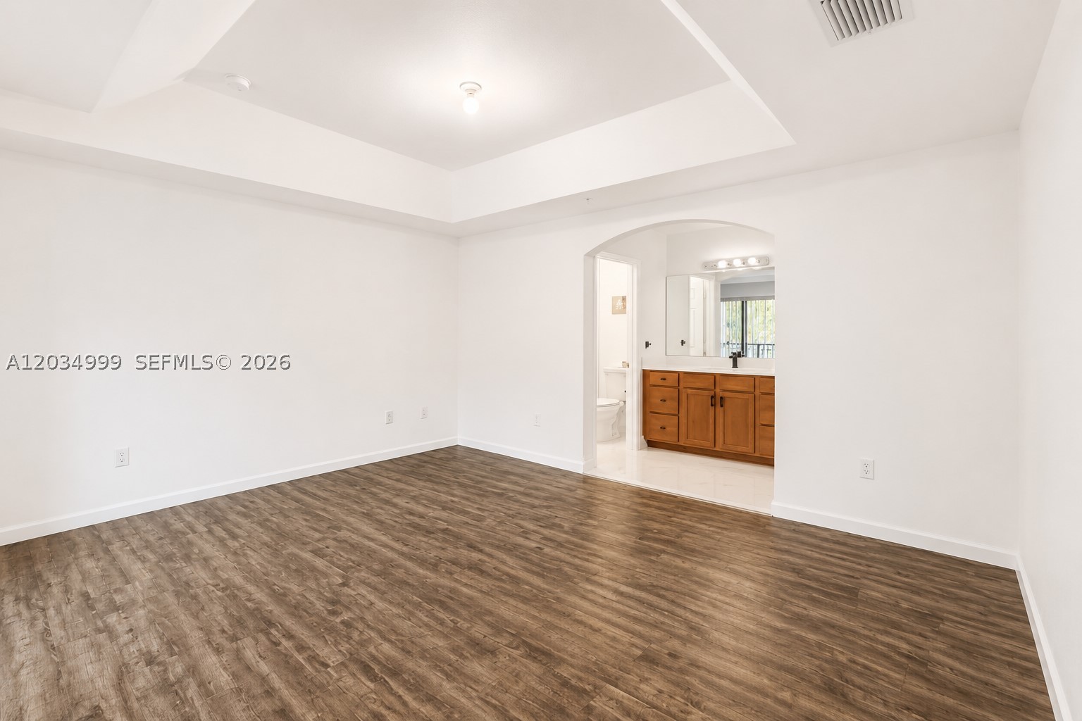 THE COURTS AT BAYSHORE I - Residential