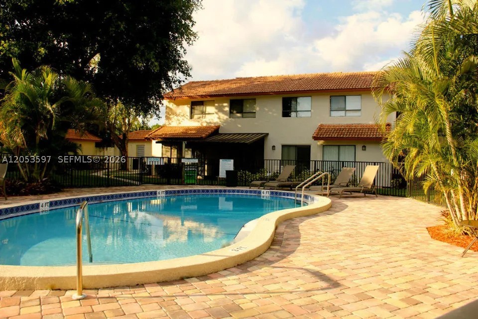 SUNFLOWER CONDO - Residential