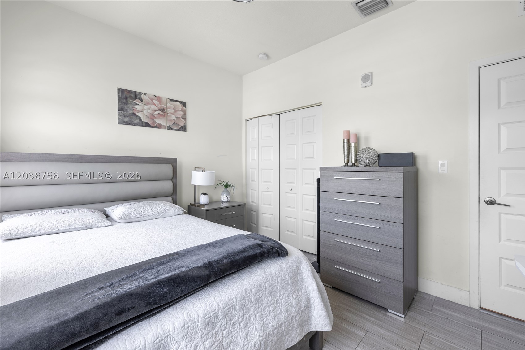 APEX AT PARK CENTRAL COND - Residential