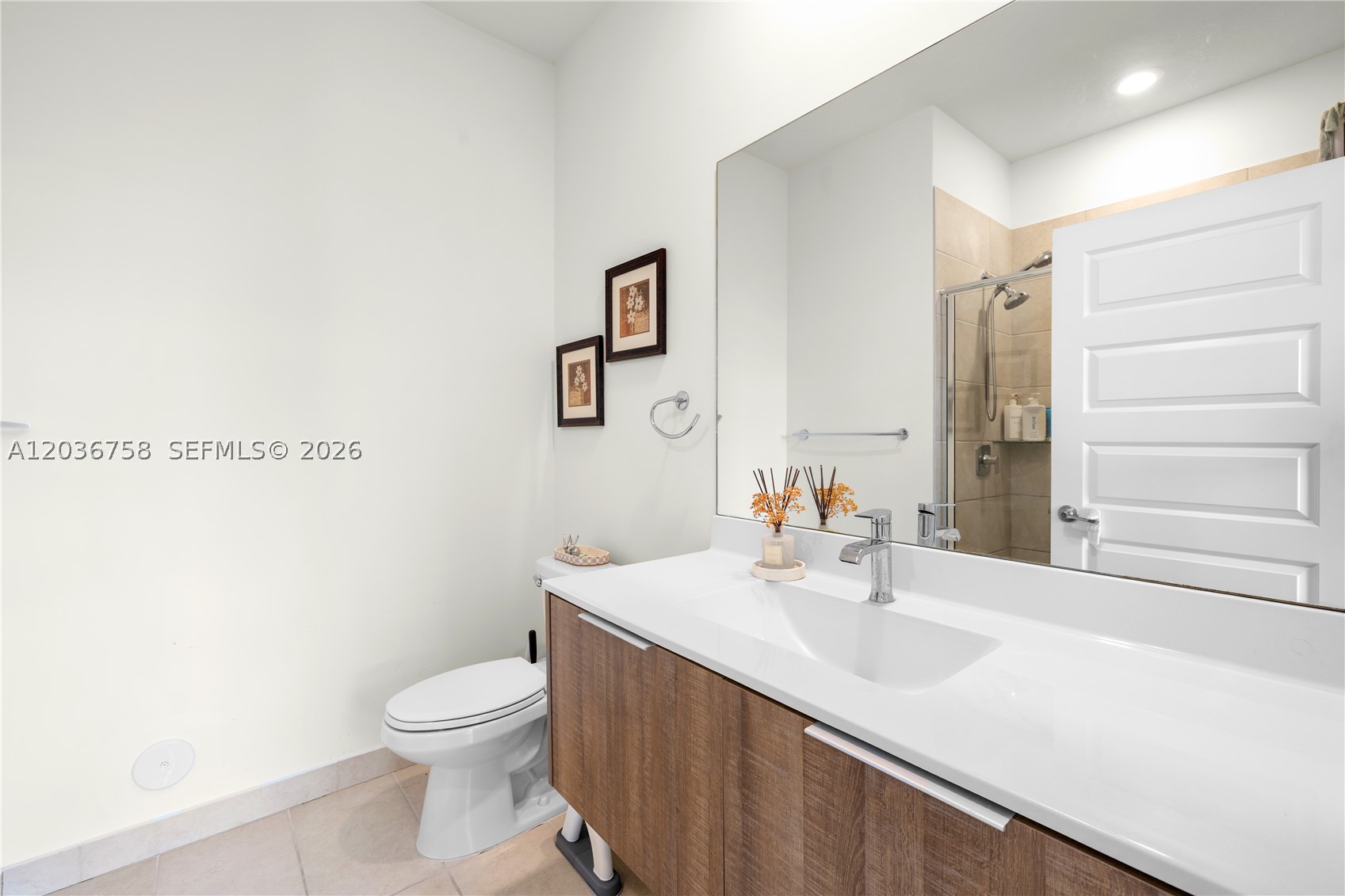 APEX AT PARK CENTRAL COND - Residential
