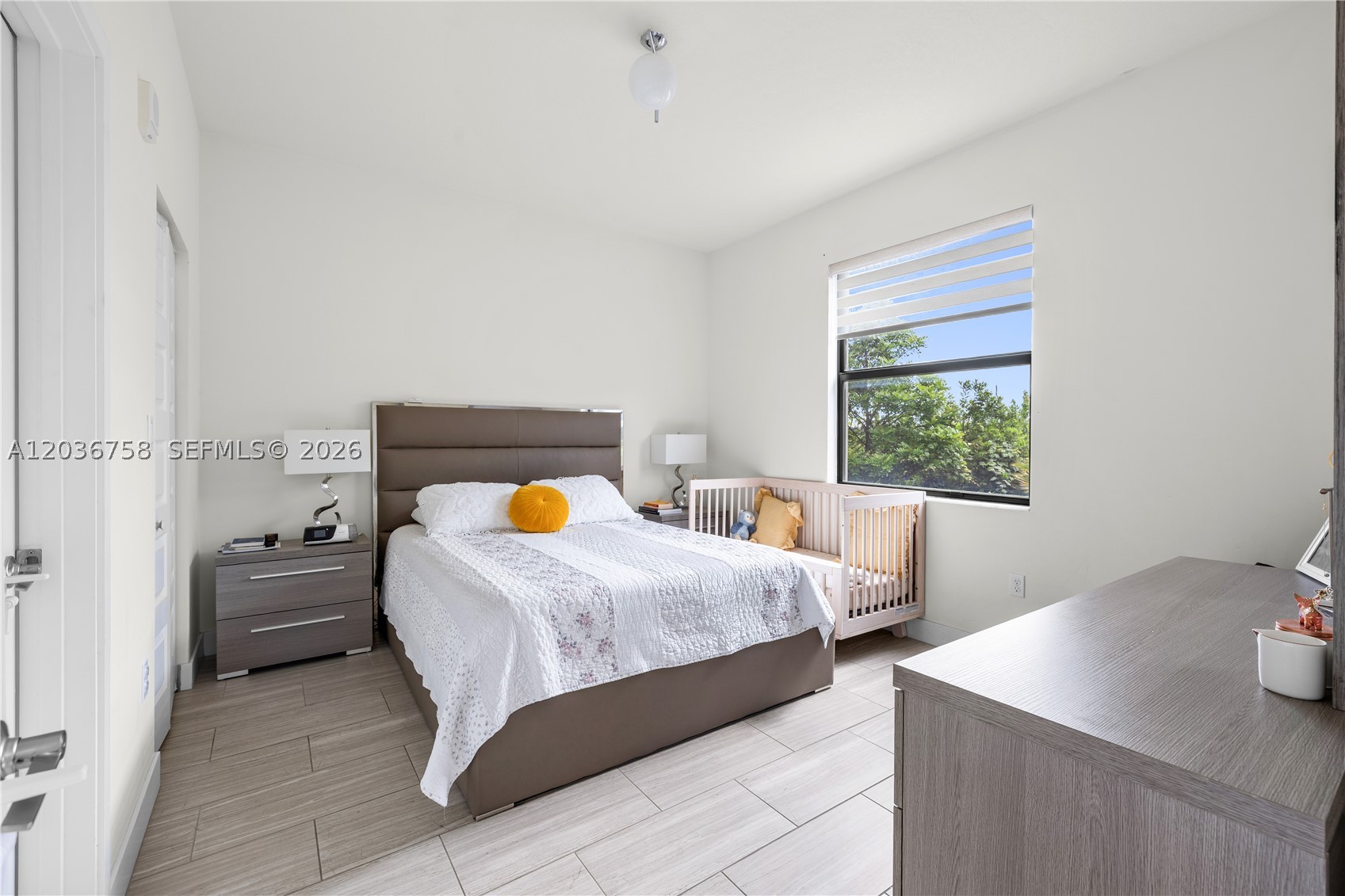 APEX AT PARK CENTRAL COND - Residential
