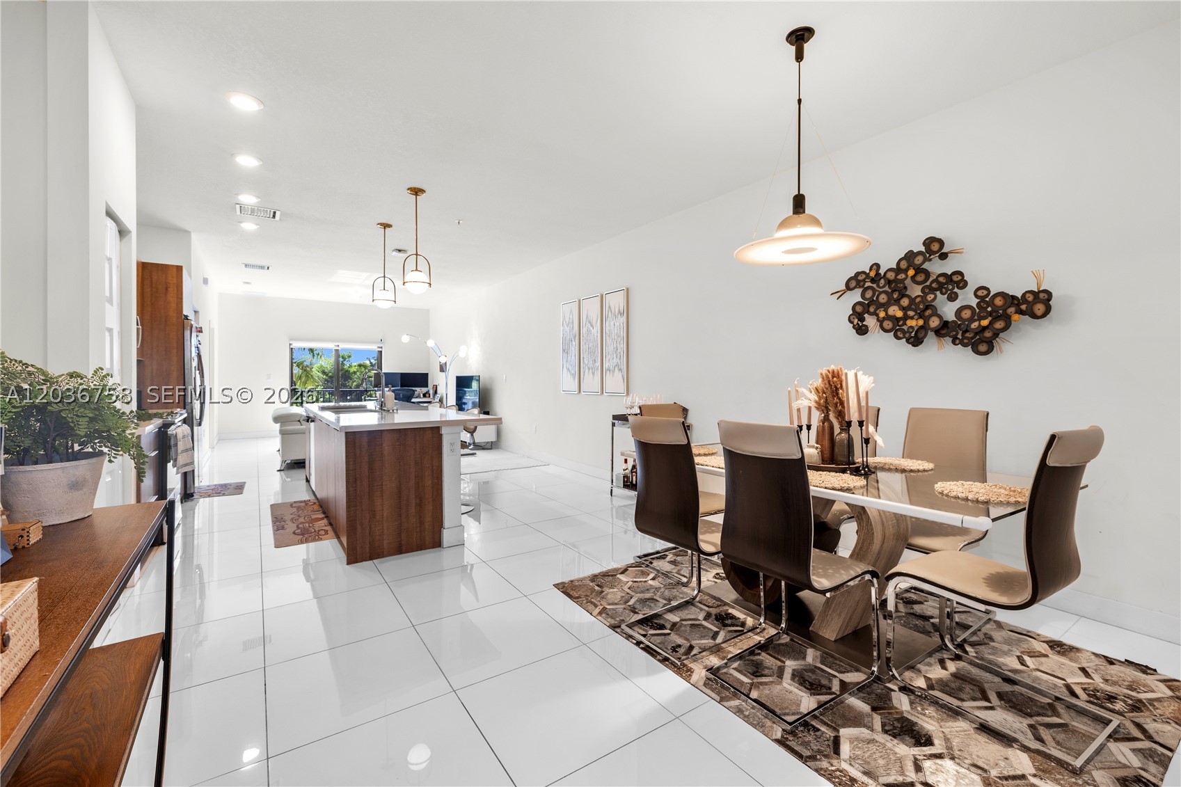 APEX AT PARK CENTRAL COND - Residential