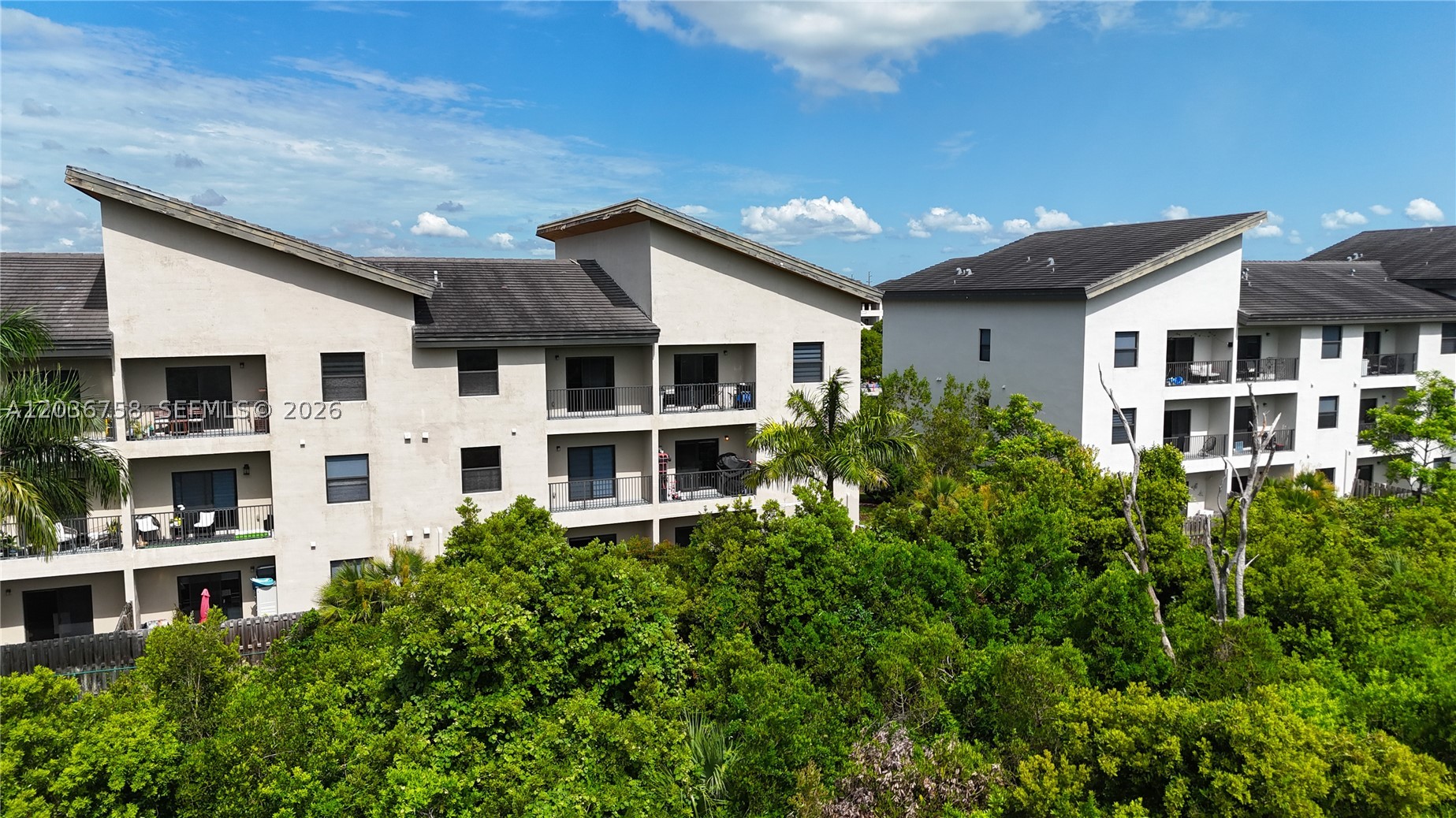 APEX AT PARK CENTRAL COND - Residential
