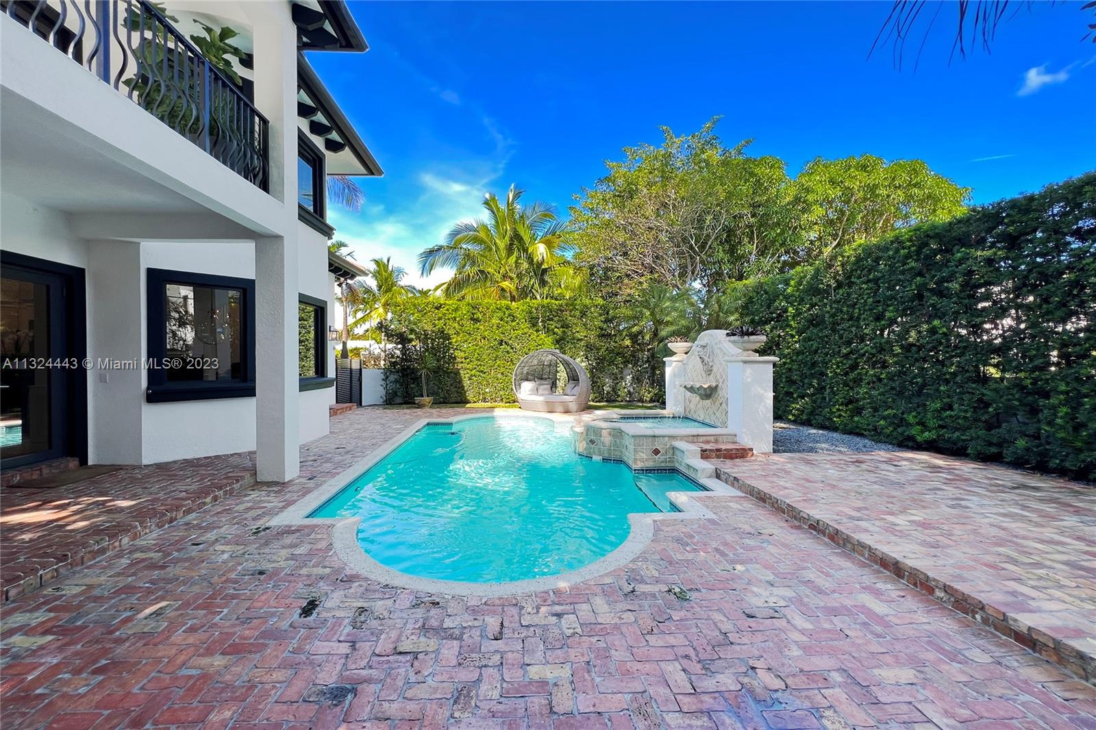 BEACH VIEW ADDN - Residential